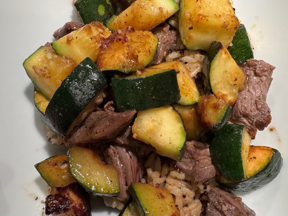 Chile-Garlic Steak and Zucchini